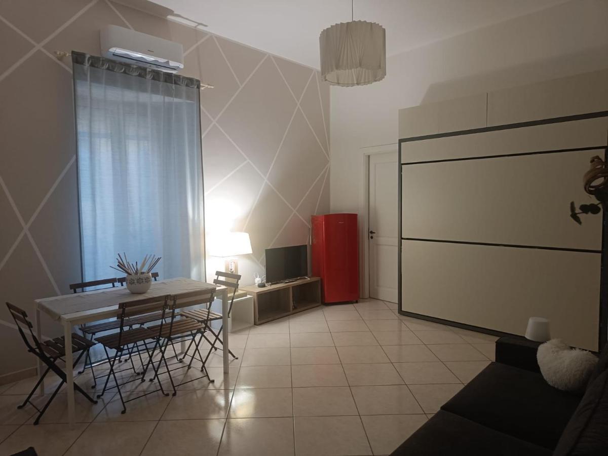 Domusmadre Apartamento Nápoles Exterior foto